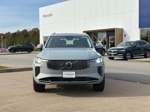 2026 Volvo XC90 B6 Ultra 7-Seater