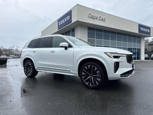 Crystal White Pearl 2026 Volvo XC90 Plug-In Hybrid T8 Ultra 7-Seater
