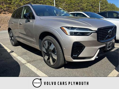 2025 Volvo XC60 Plug-In Hybrid T8 Plus