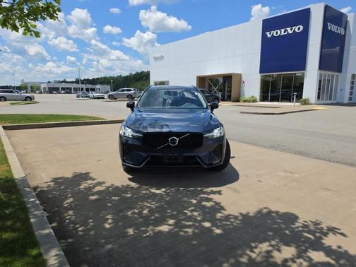 Denim Blue Metallic 2024 Volvo XC60 B5 Core Dark Theme
