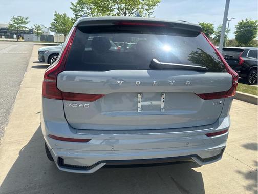 Vapour Grey 2026 Volvo XC60 Plug-In Hybrid T8 Ultra