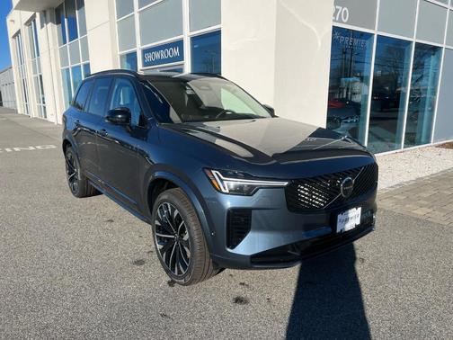 2026 Volvo XC90 B6 Ultra Dark Theme 7-Seater