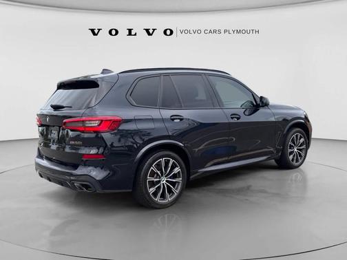 Carbon Black Metallic 2020 BMW X5 M50i