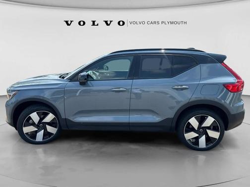 Thunder Gray Metallic 2023 Volvo XC40 Recharge Pure Electric Twin Plus