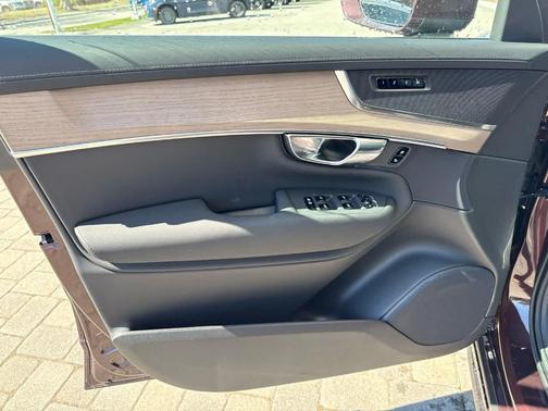 Mulberry Red 2026 Volvo XC90 B5 Core