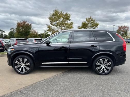 2023 Volvo XC90 Recharge Plug-In Hybrid T8 Plus Bright Theme 7-Seater