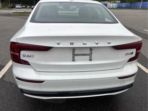 Crystal White Metallic 2024 Volvo S60 B5 Core Dark Theme