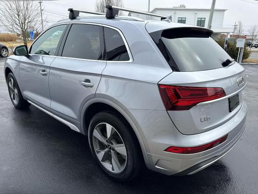 2024 Audi Q5 40 Premium