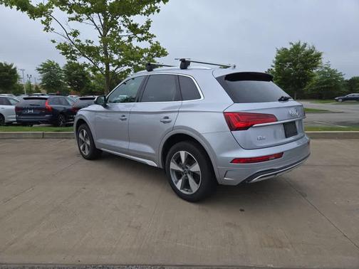 2024 Audi Q5 40 Premium