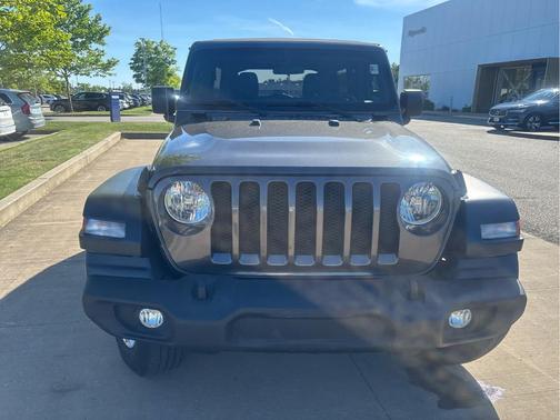 Granite Crystal Clearcoat Metallic 2023 Jeep Wrangler Sport