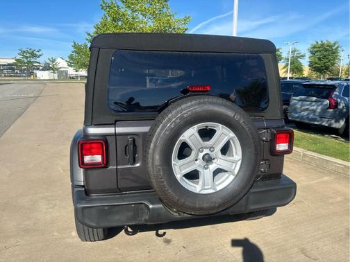 Granite Crystal Clearcoat Metallic 2023 Jeep Wrangler Sport
