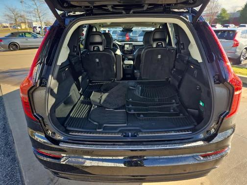 2026 Volvo XC90 B6 Ultra Dark Theme 6-Seater