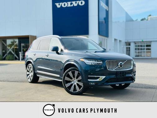 2022 Volvo XC90 T6 Inscription 7 Passenger