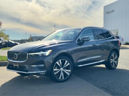 2022 Volvo XC60 B5 Inscription
