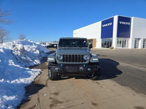 2024 Jeep Wrangler 4xe Sport