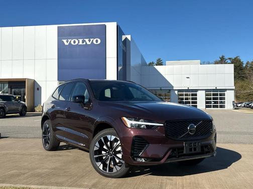 2026 Volvo XC60 B5 Plus