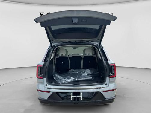Vapour Grey 2026 Volvo EX90 PLUS