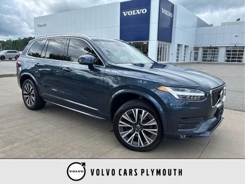 Denim Blue Metallic 2020 Volvo XC90 T6 Momentum 7 Passenger