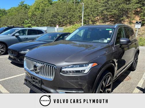 Platinum Grey Metallic 2023 Volvo XC90 B6 Plus 6-Seater