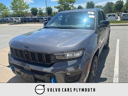 Metallic 2024 Jeep Grand Cherokee 4xe Base