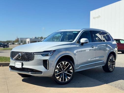 2026 Volvo XC90 B6 Plus 7-Seater