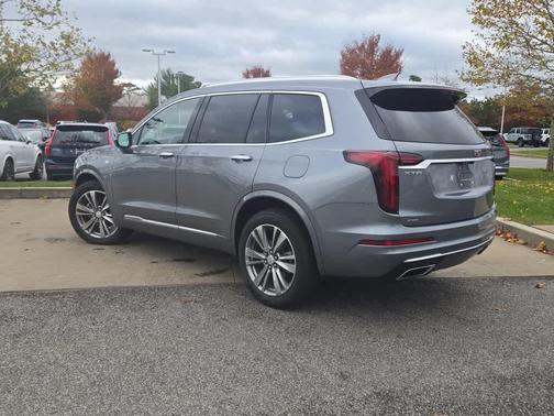 2022 Cadillac XT6 Premium Luxury AWD