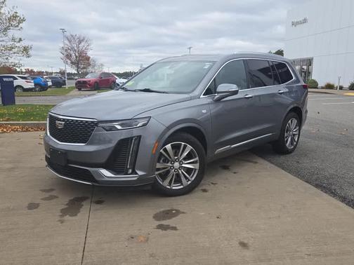 2022 Cadillac XT6 Premium Luxury AWD