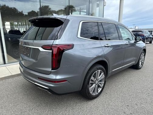 2022 Cadillac XT6 Premium Luxury AWD