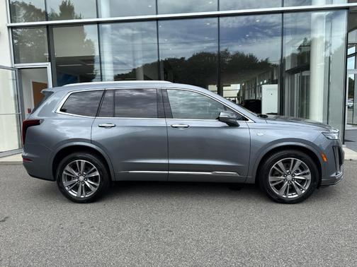 2022 Cadillac XT6 Premium Luxury AWD