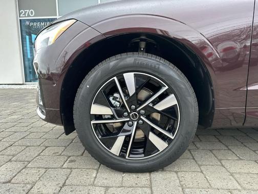 Mulberry Metallic 2026 Volvo XC60 B5 Plus