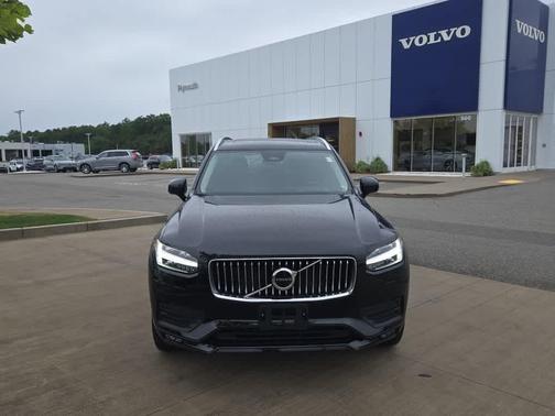 2023 Volvo XC90 B6 Core