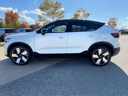 2022 Volvo C40 Recharge Pure Electric P8 Ultimate