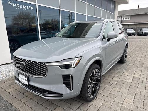 Metallic 2026 Volvo XC90 Plug-In Hybrid T8 Ultra 7-Seater