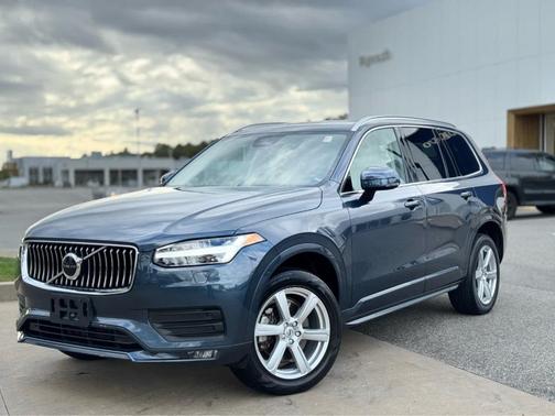 2023 Volvo XC90 B6 Core