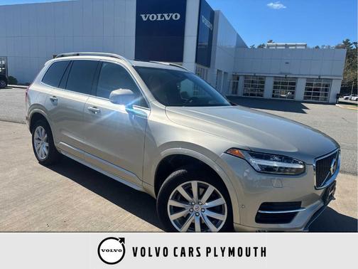 Luminous Sand 2016 Volvo XC90 T6 Momentum
