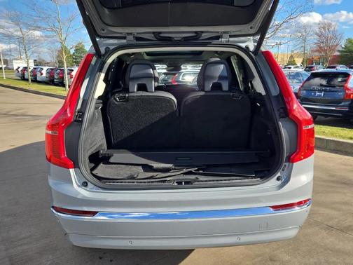 2024 Volvo XC90 B6 Plus Bright Theme 7-Seater