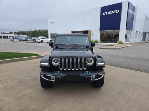 2022 Jeep Wrangler Unlimited 4xe Sahara
