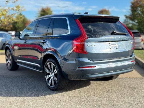 2024 Volvo XC90 Recharge Plug-In Hybrid T8 Plus 6-Seater