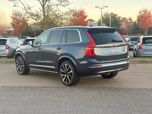 2024 Volvo XC90 B6 Plus Bright Theme 6-Seater