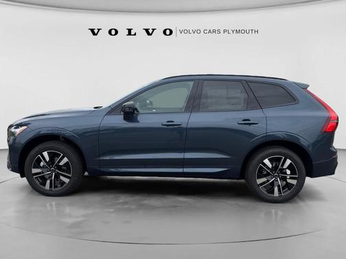 Denim Blue 2027 Volvo XC60 CORE