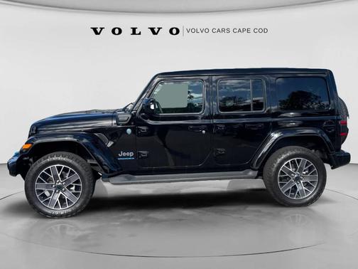 Black Clearcoat 2024 Jeep Wrangler 4xe High Altitude