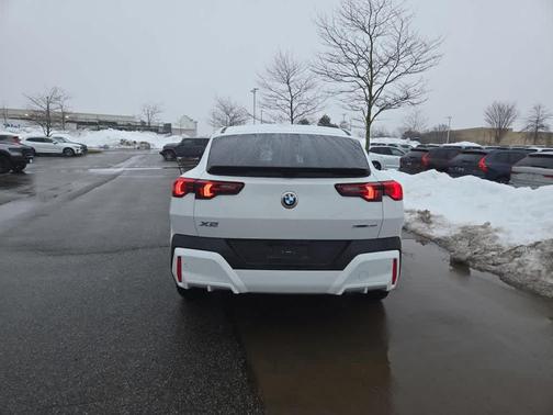 2026 BMW X2 xDrive28i