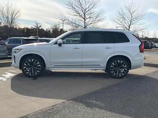 2026 Volvo XC90 B6 Plus 7-Seater