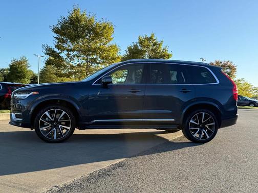 2023 Volvo XC90 B6 Plus 7-Seater