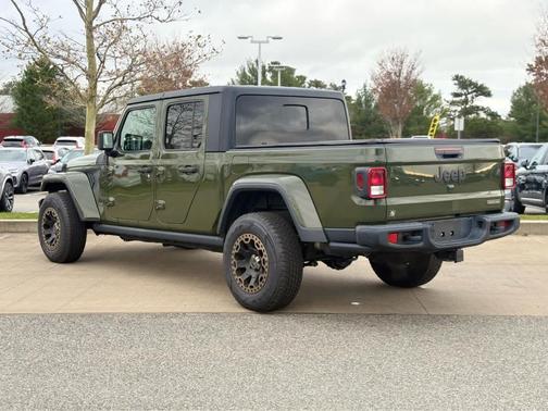 2021 Jeep Gladiator Sport