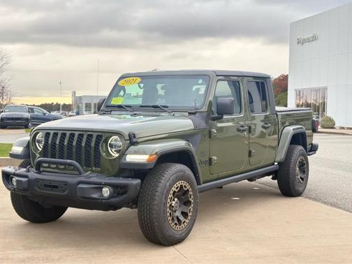 2021 Jeep Gladiator Sport