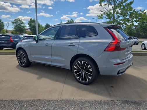 2026 Volvo XC60 ULTRA