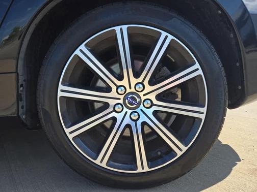 2017 Volvo S60 Inscription T5