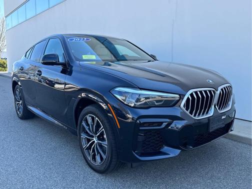 Carbon Black Metallic 2022 BMW X6 xDrive40i