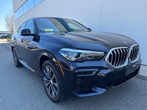 Carbon Black Metallic 2022 BMW X6 xDrive40i